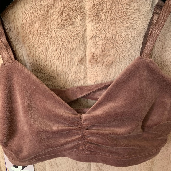 Crushed velvet crop top - Picture 2 of 3